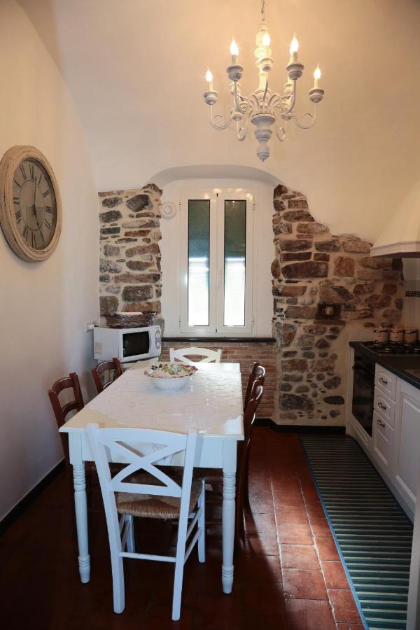 Willa Il Convento Sul Mare Santo Stefano al Mare Zewnętrze zdjęcie