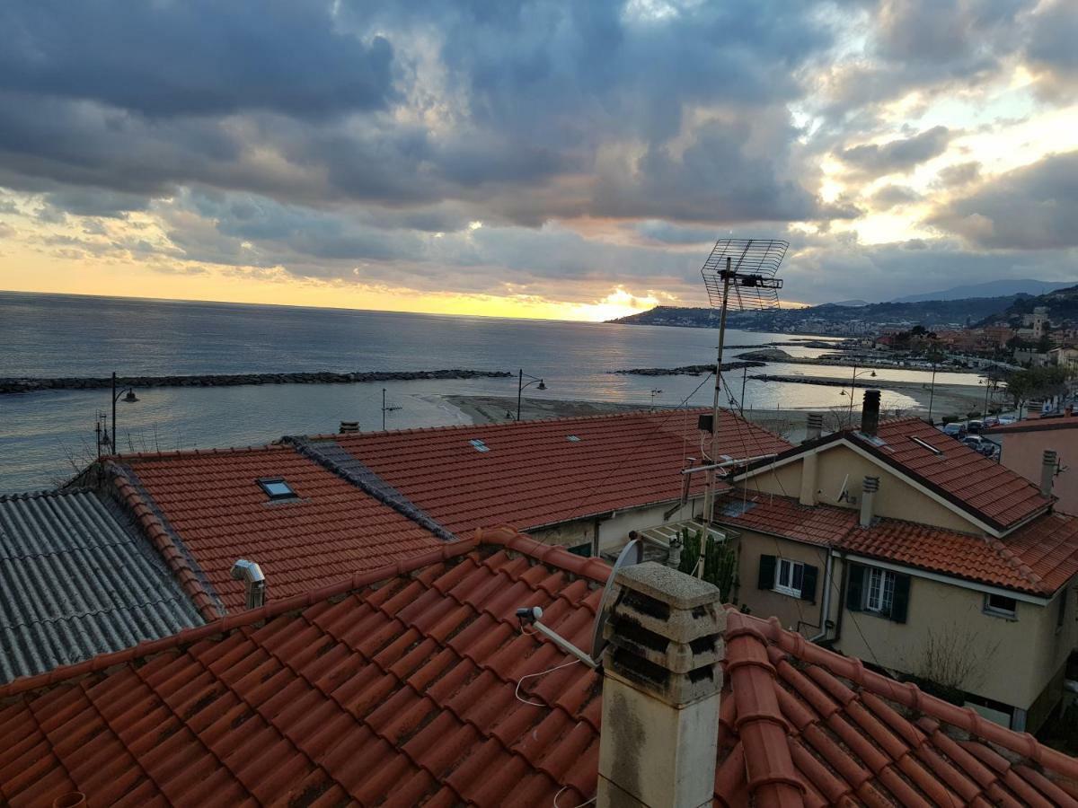 Willa Il Convento Sul Mare Santo Stefano al Mare Zewnętrze zdjęcie