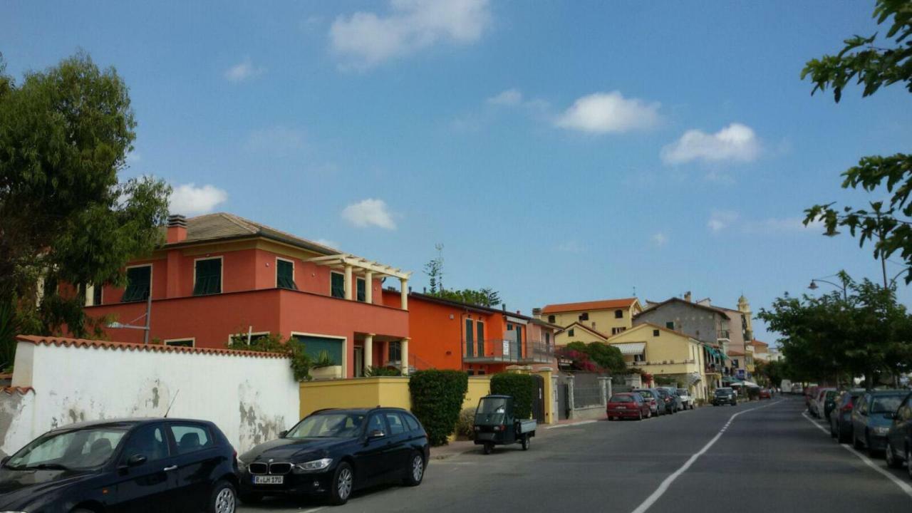 Willa Il Convento Sul Mare Santo Stefano al Mare Zewnętrze zdjęcie