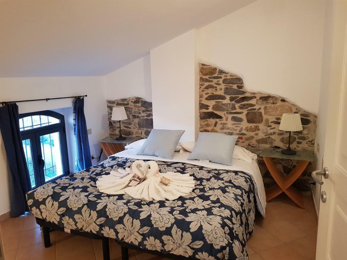 Willa Il Convento Sul Mare Santo Stefano al Mare Zewnętrze zdjęcie